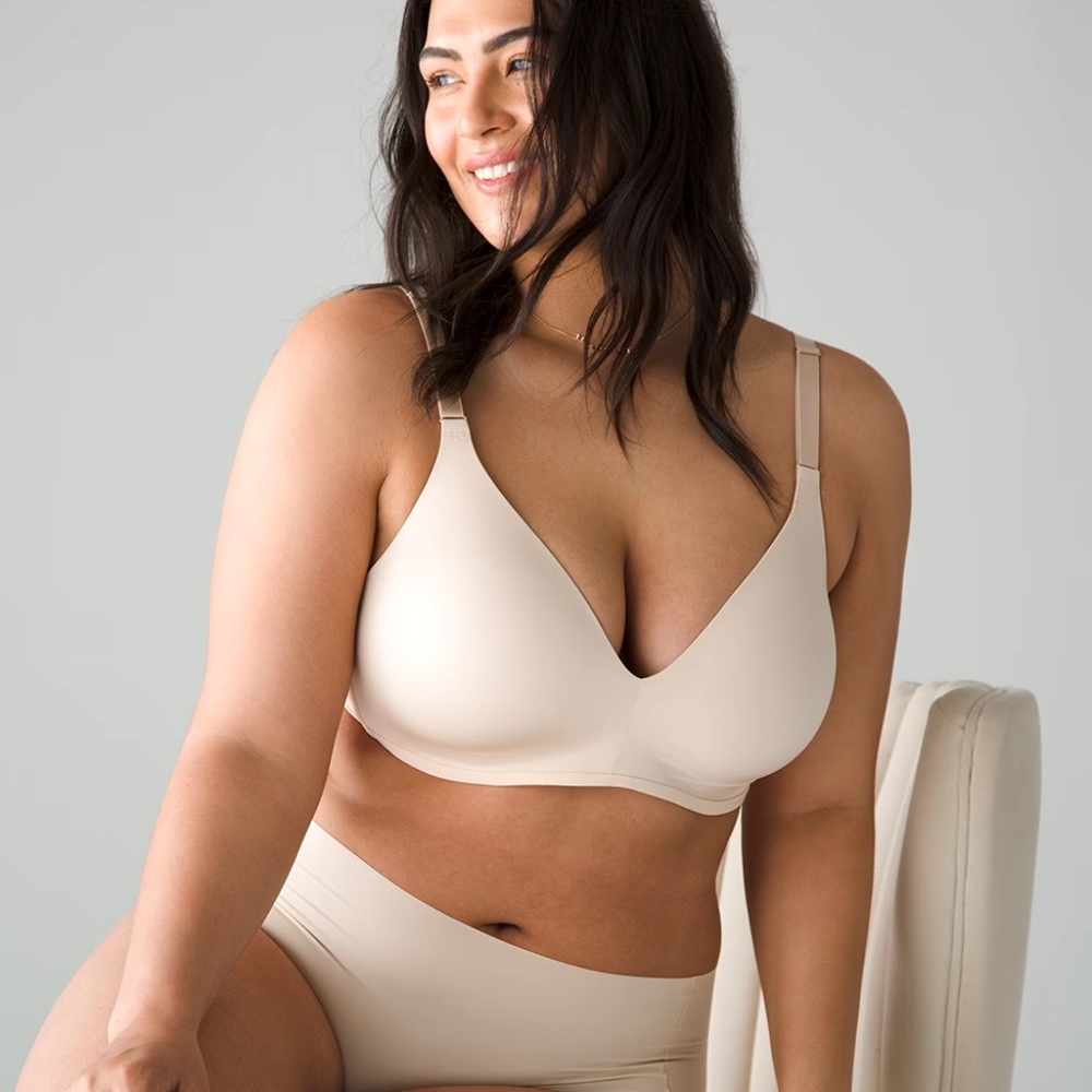NWOT Soma Vanishing 360 Wireless Bra Black 40DD